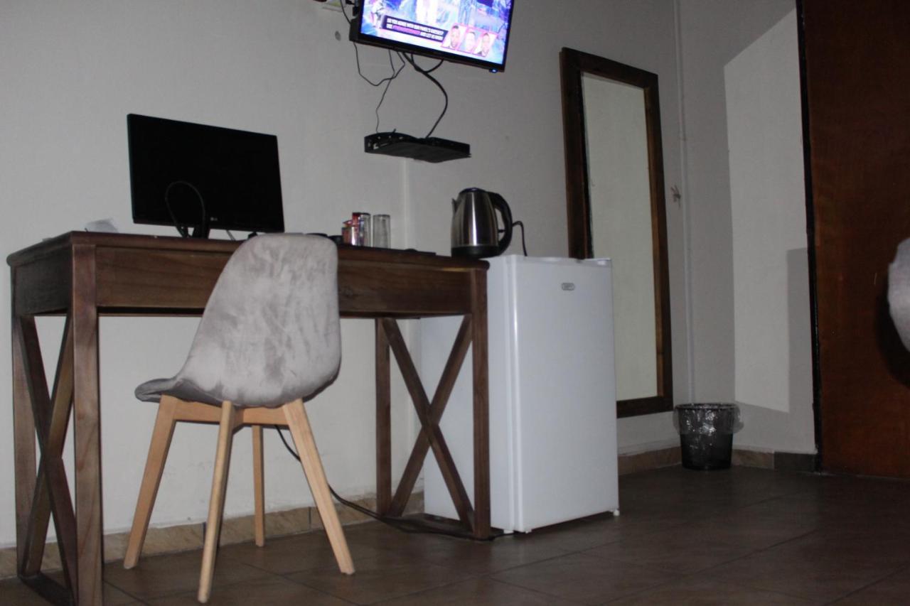 Rivermews Hotel And Spa Маун Екстер'єр фото